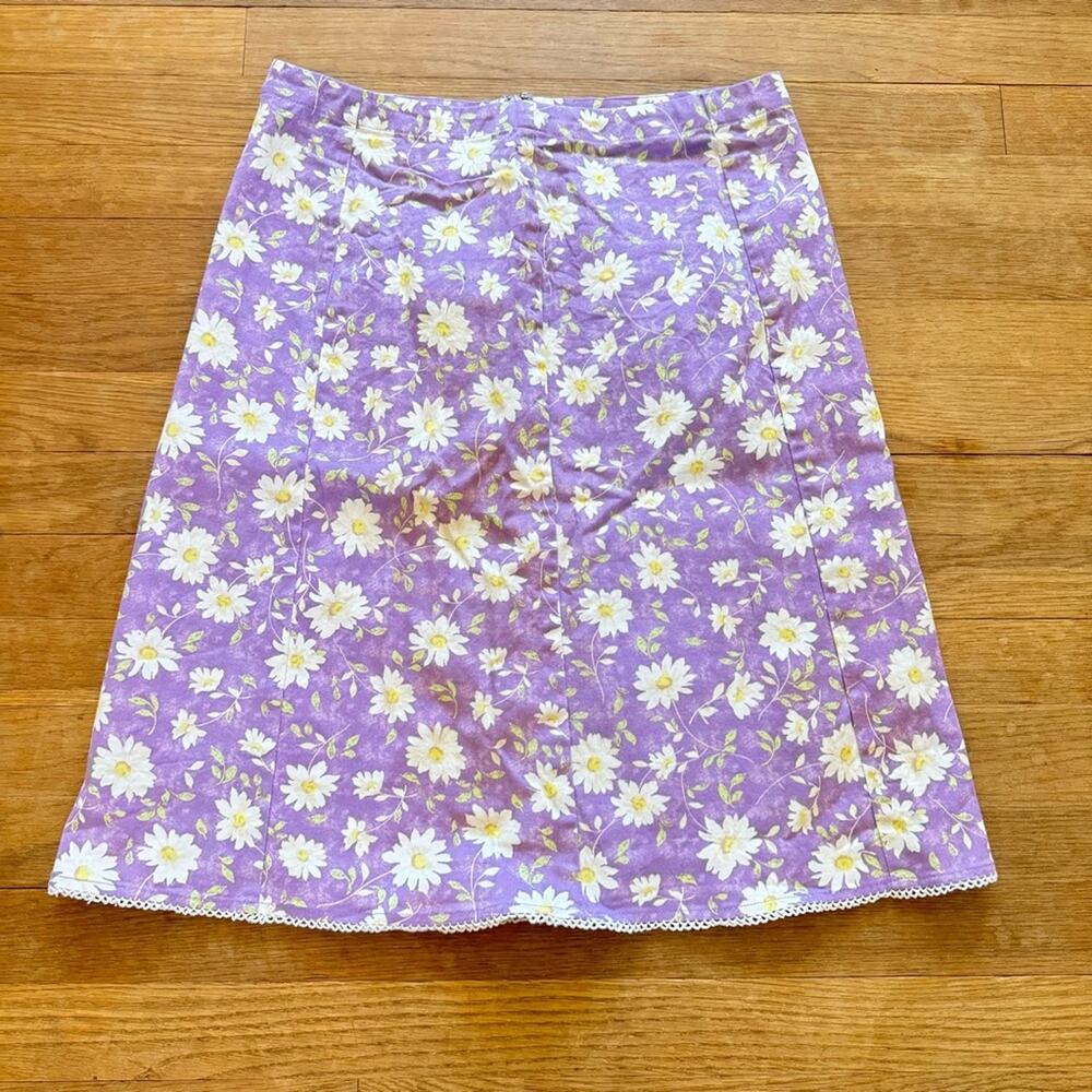 Christopher & Banks purple white floral flower knee length pencil skirt sz 8
b4